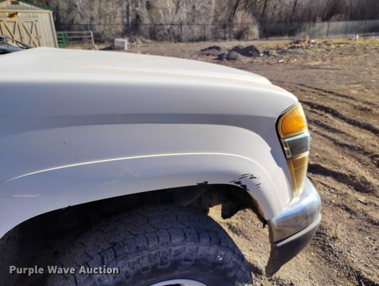 image for item IH9466 2007 GMC Canyon Crew Cab pickup truck