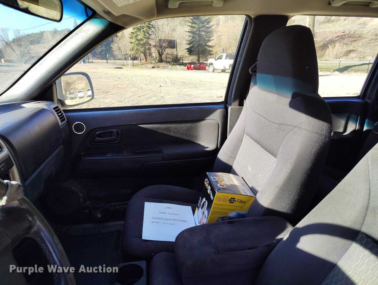 image for item IH9466 2007 GMC Canyon Crew Cab pickup truck