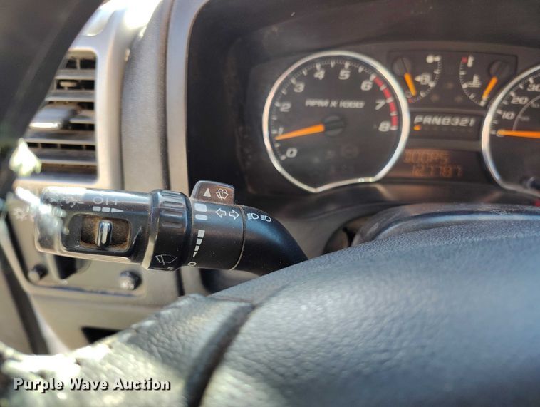 image for item IH9466 2007 GMC Canyon Crew Cab pickup truck