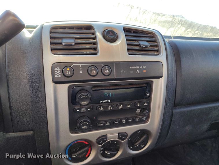 image for item IH9466 2007 GMC Canyon Crew Cab pickup truck