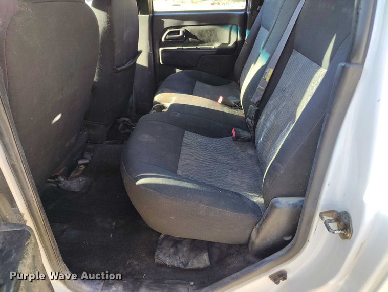 image for item IH9466 2007 GMC Canyon Crew Cab pickup truck