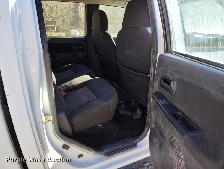 image for item IH9466 2007 GMC Canyon Crew Cab pickup truck