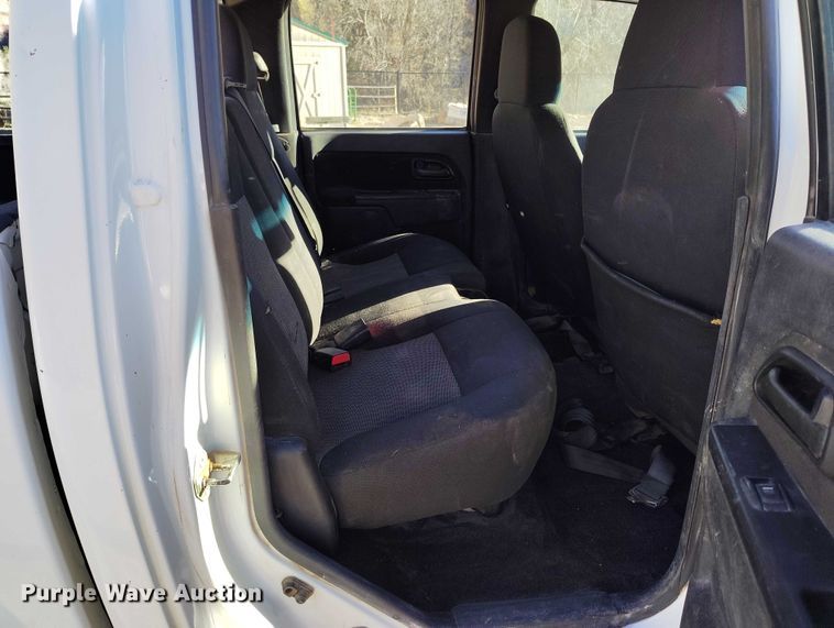 image for item IH9466 2007 GMC Canyon Crew Cab pickup truck