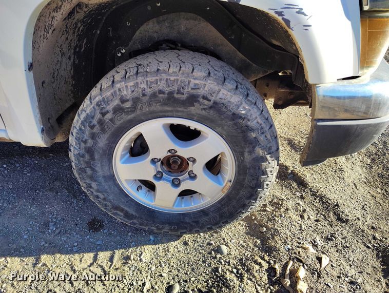 image for item IH9466 2007 GMC Canyon Crew Cab pickup truck