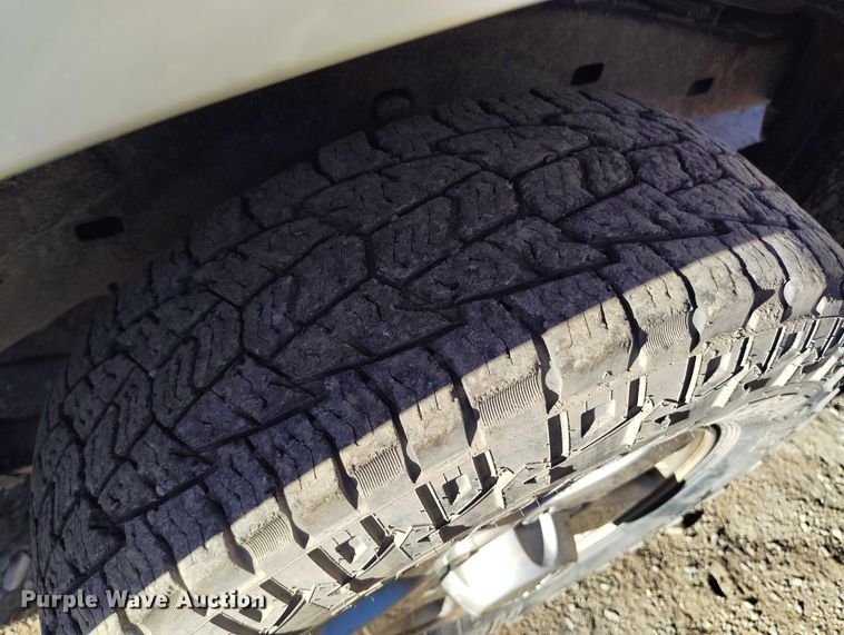 image for item IH9466 2007 GMC Canyon Crew Cab pickup truck