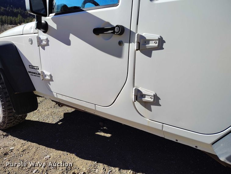 image for item IH9471 2012 Jeep Wrangler Unlimited Sport  SUV