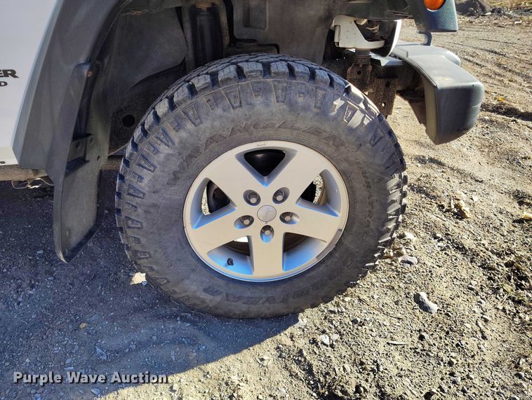 image for item IH9471 2012 Jeep Wrangler Unlimited Sport  SUV