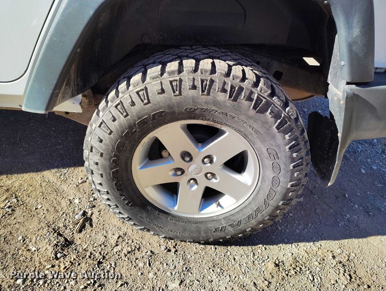 image for item IH9471 2012 Jeep Wrangler Unlimited Sport  SUV