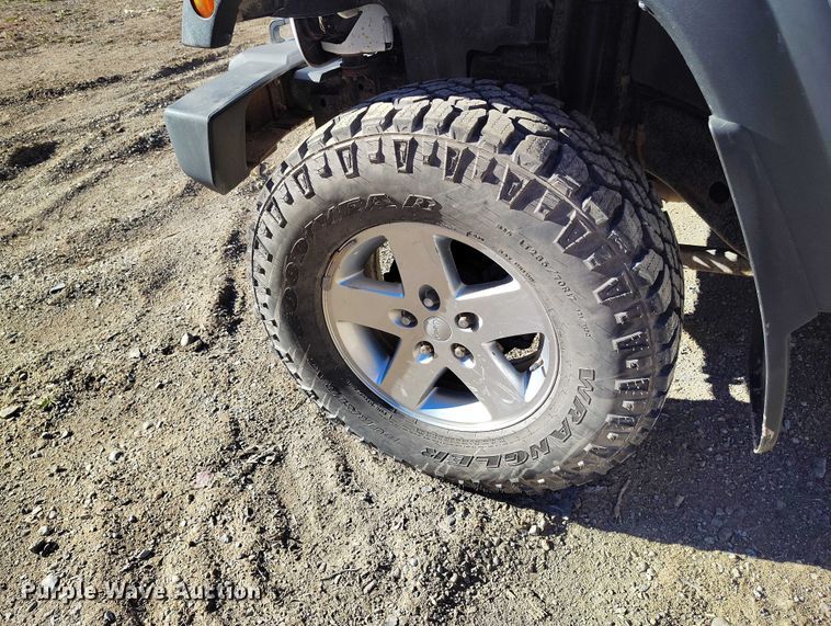 image for item IH9471 2012 Jeep Wrangler Unlimited Sport  SUV