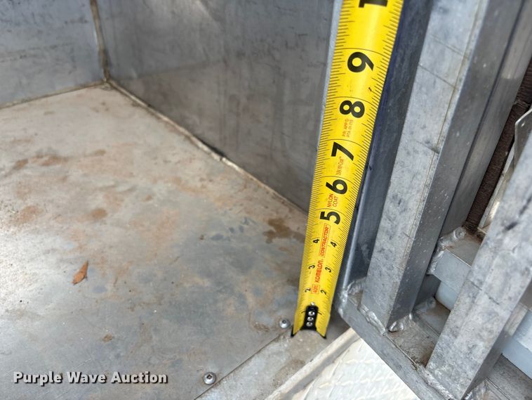 image for item NK9065 2009 Chevrolet Silverado 2500HD Ext. Cab animal control pickup truck