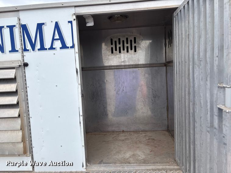 image for item NK9065 2009 Chevrolet Silverado 2500HD Ext. Cab animal control pickup truck