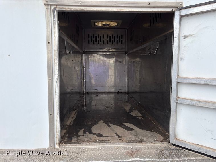 image for item NK9065 2009 Chevrolet Silverado 2500HD Ext. Cab animal control pickup truck