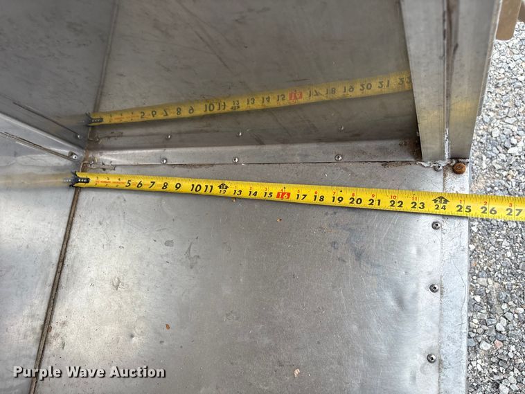 image for item NK9065 2009 Chevrolet Silverado 2500HD Ext. Cab animal control pickup truck