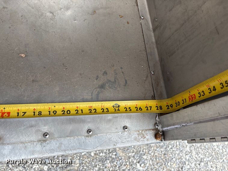 image for item NK9065 2009 Chevrolet Silverado 2500HD Ext. Cab animal control pickup truck