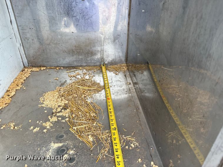 image for item NK9065 2009 Chevrolet Silverado 2500HD Ext. Cab animal control pickup truck