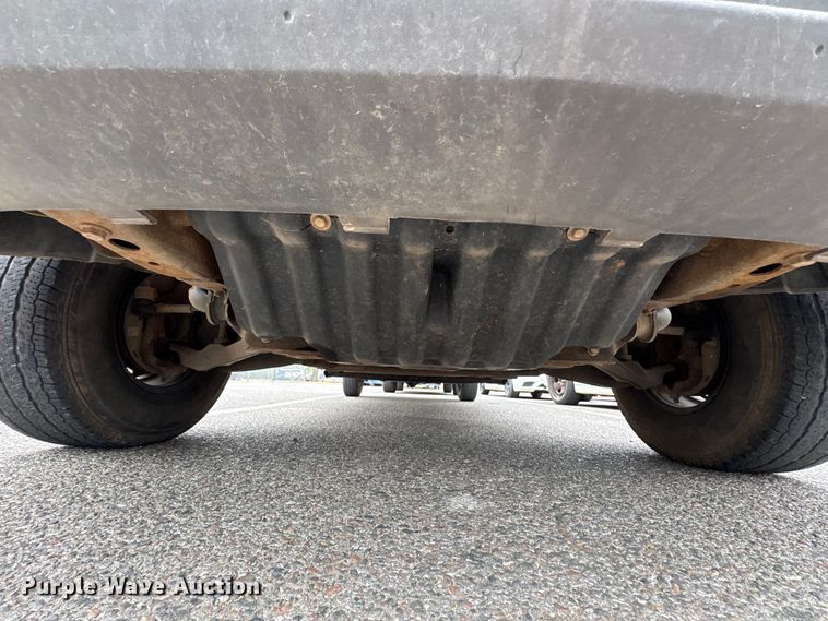 image for item NK9065 2009 Chevrolet Silverado 2500HD Ext. Cab animal control pickup truck