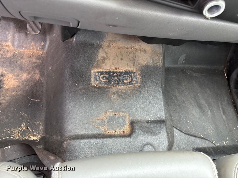 image for item NK9065 2009 Chevrolet Silverado 2500HD Ext. Cab animal control pickup truck