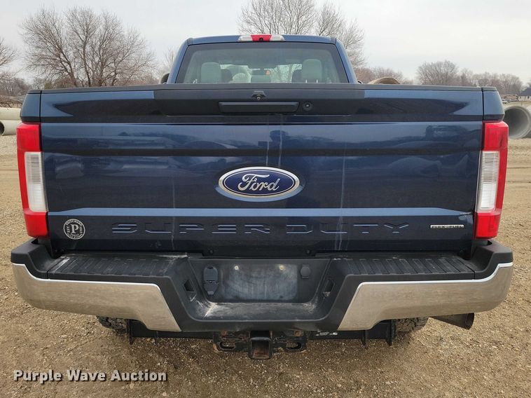 image for item NK9926 2019 Ford F250 Super Duty Ext. Cab pickup truck