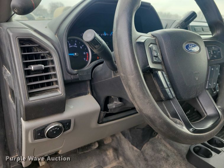 image for item NK9926 2019 Ford F250 Super Duty Ext. Cab pickup truck