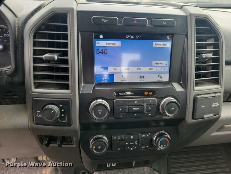 image for item NK9926 2019 Ford F250 Super Duty Ext. Cab pickup truck