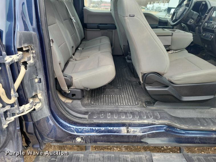 image for item NK9926 2019 Ford F250 Super Duty Ext. Cab pickup truck