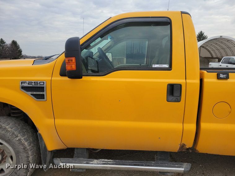 image for item NK9927 2008 Ford F250 Super Duty XLT pickup truck