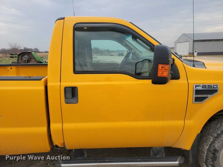 image for item NK9927 2008 Ford F250 Super Duty XLT pickup truck