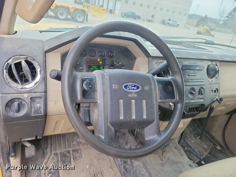 image for item NK9927 2008 Ford F250 Super Duty XLT pickup truck