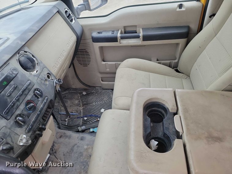 image for item NK9927 2008 Ford F250 Super Duty XLT pickup truck