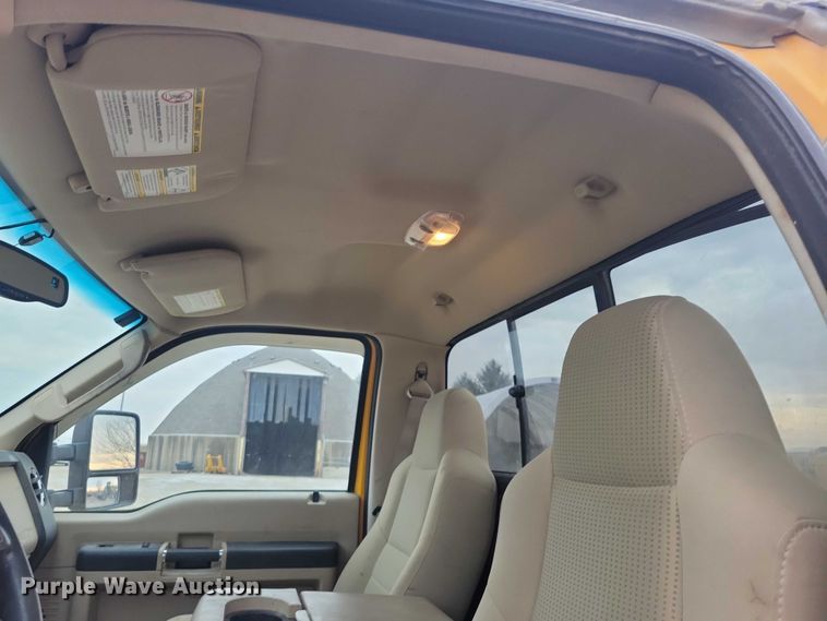 image for item NK9927 2008 Ford F250 Super Duty XLT pickup truck