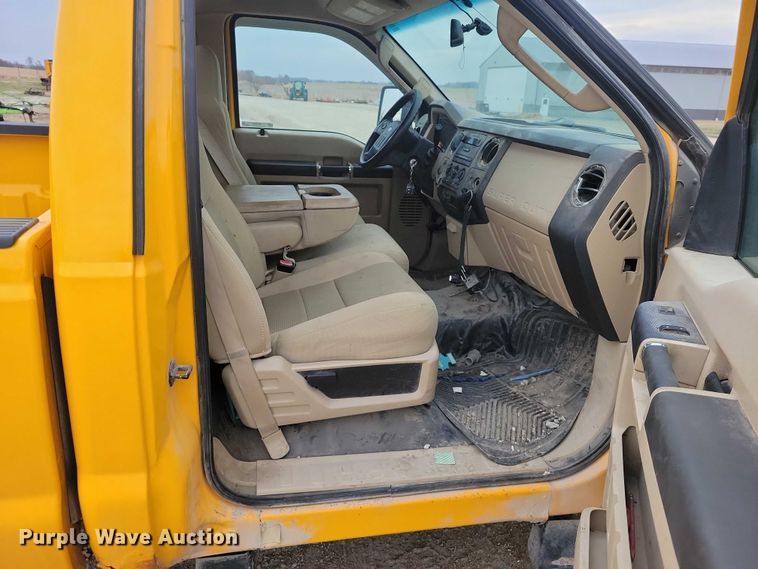 image for item NK9927 2008 Ford F250 Super Duty XLT pickup truck