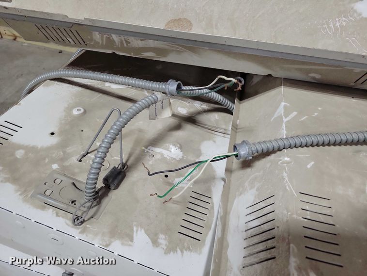 image for item NK9928 T5 Shop lights