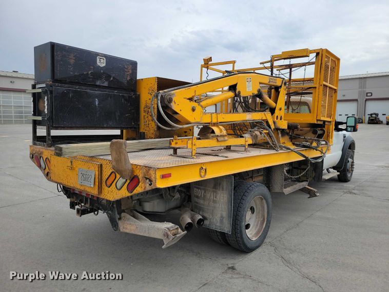 image for item NK9929 2008 Ford F450 Super Duty traffic sign truck