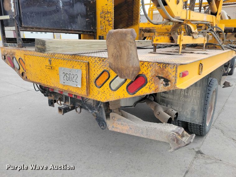 image for item NK9929 2008 Ford F450 Super Duty traffic sign truck