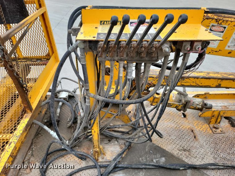 image for item NK9929 2008 Ford F450 Super Duty traffic sign truck