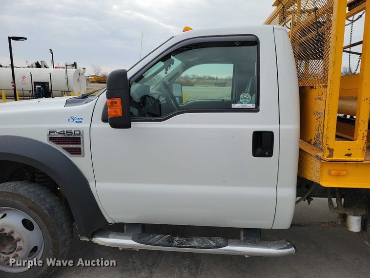 image for item NK9929 2008 Ford F450 Super Duty traffic sign truck