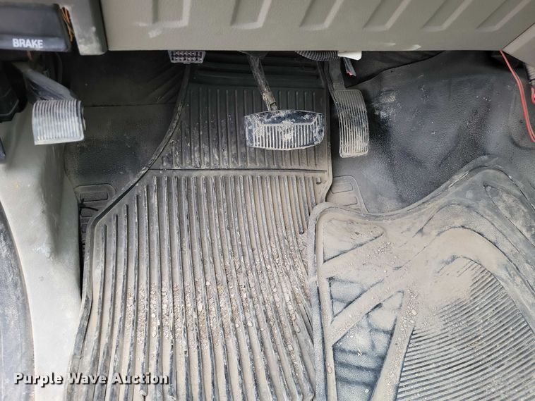 image for item NK9929 2008 Ford F450 Super Duty traffic sign truck