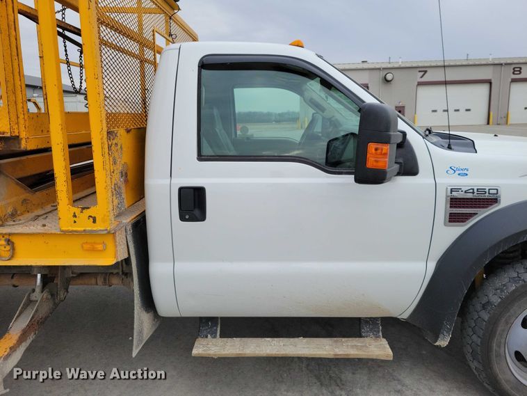 image for item NK9929 2008 Ford F450 Super Duty traffic sign truck