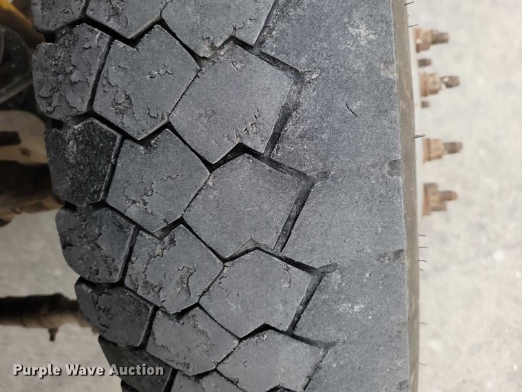 image for item NK9929 2008 Ford F450 Super Duty traffic sign truck