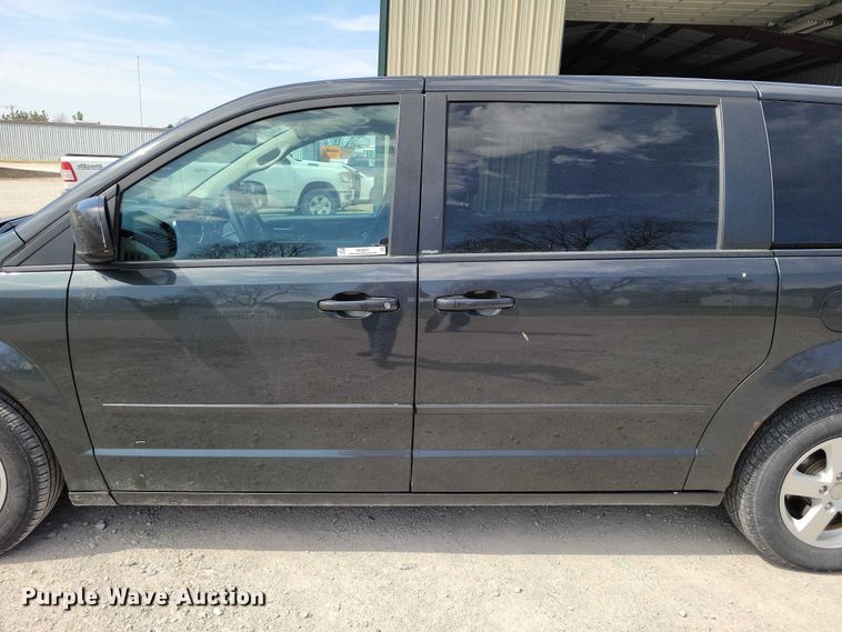 image for item NK9931 2011 Dodge Grand Caravan van