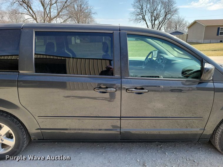 image for item NK9931 2011 Dodge Grand Caravan van