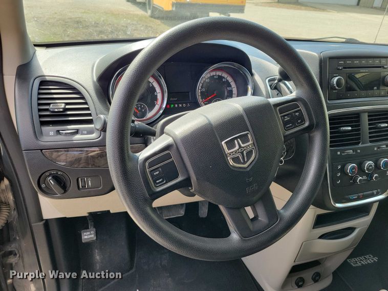 image for item NK9931 2011 Dodge Grand Caravan van