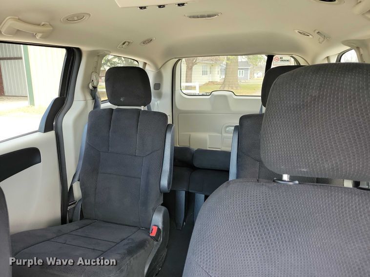 image for item NK9931 2011 Dodge Grand Caravan van