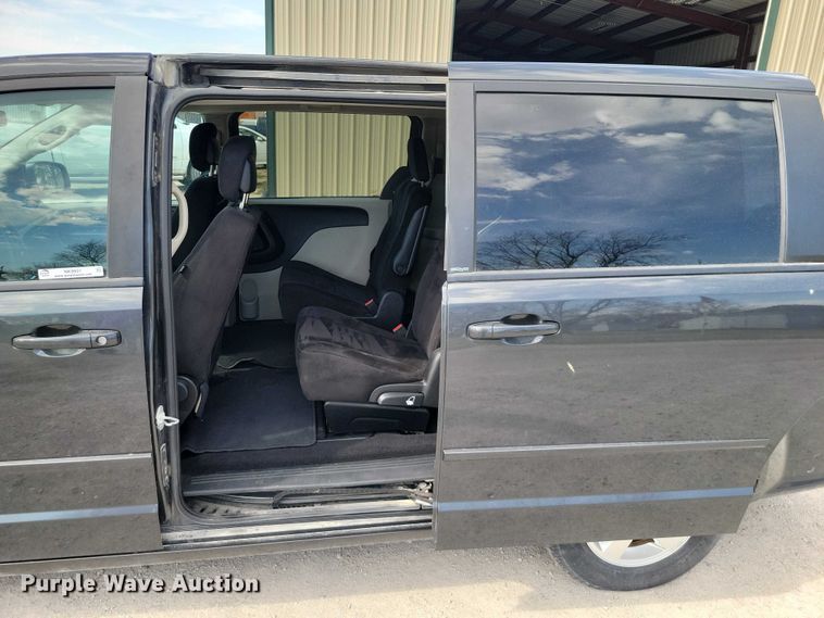 image for item NK9931 2011 Dodge Grand Caravan van