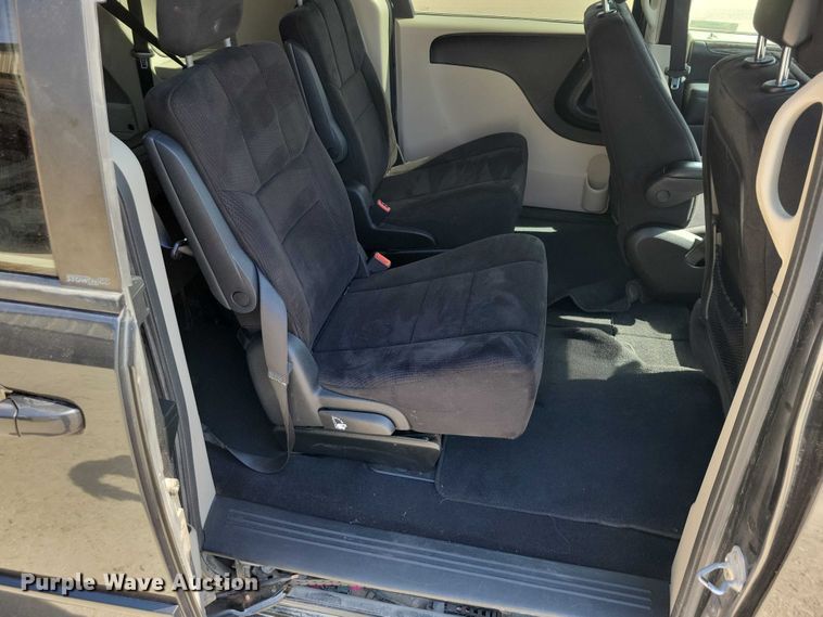 image for item NK9931 2011 Dodge Grand Caravan van