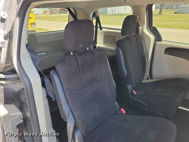 image for item NK9931 2011 Dodge Grand Caravan van