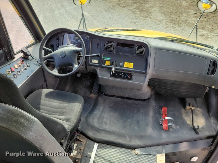 image for item NK9932 2008 Thomas school bus