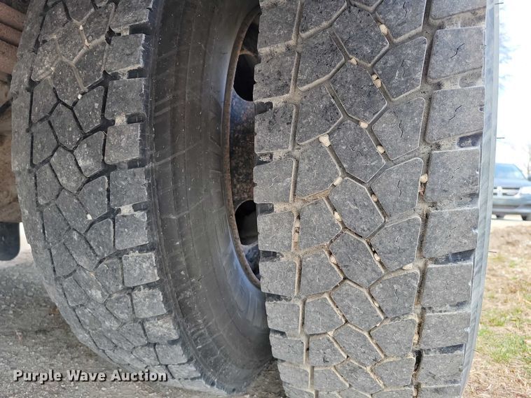 image for item NK9932 2008 Thomas school bus