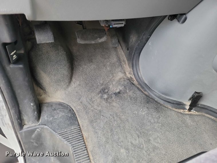 image for item NK9958 2014 Ford  E450 shuttle bus