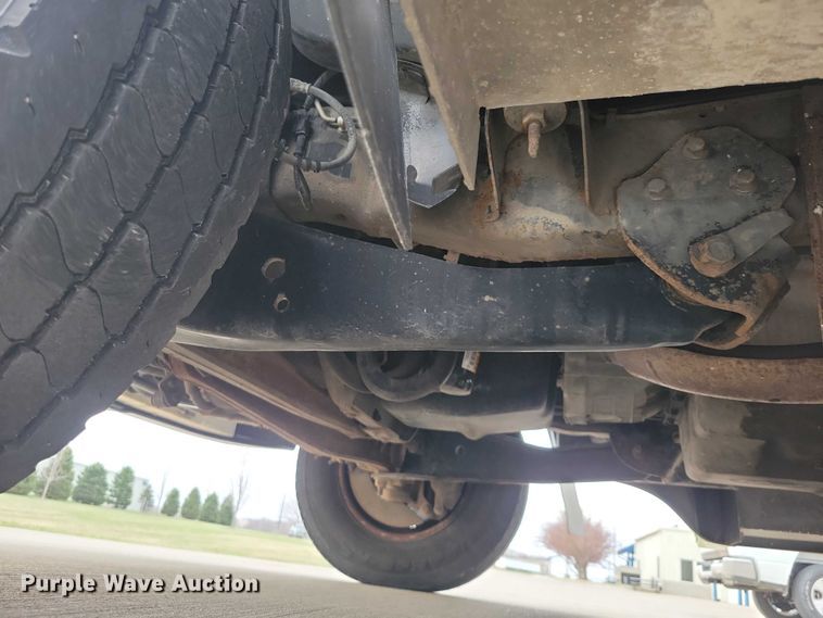 image for item NK9958 2014 Ford  E450 shuttle bus